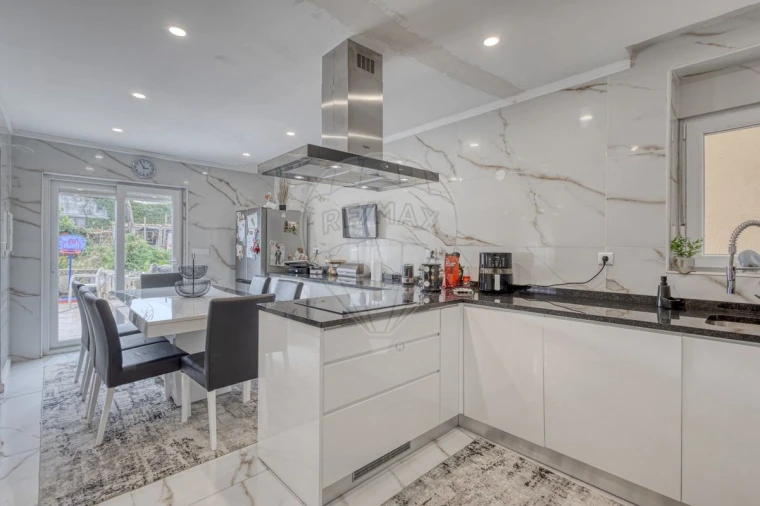 Moradia T4 para Venda em Perafita, Lavra e Santa Cruz do Bispo Foto 5