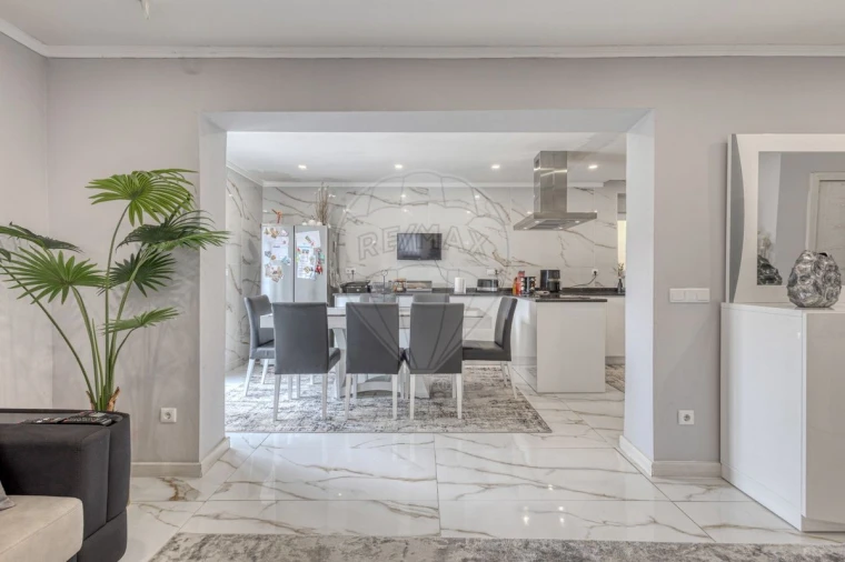 Moradia T4 para Venda em Perafita, Lavra e Santa Cruz do Bispo Foto 14