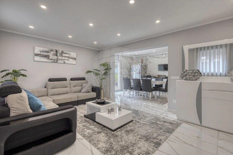 Moradia T4 para Venda em Perafita, Lavra e Santa Cruz do Bispo Foto 7