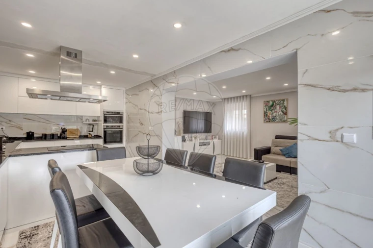 Moradia T4 para Venda em Perafita, Lavra e Santa Cruz do Bispo Foto 28