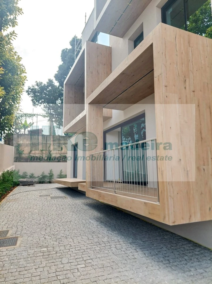 Apartamento T3 para Venda em São Martinho Foto 10