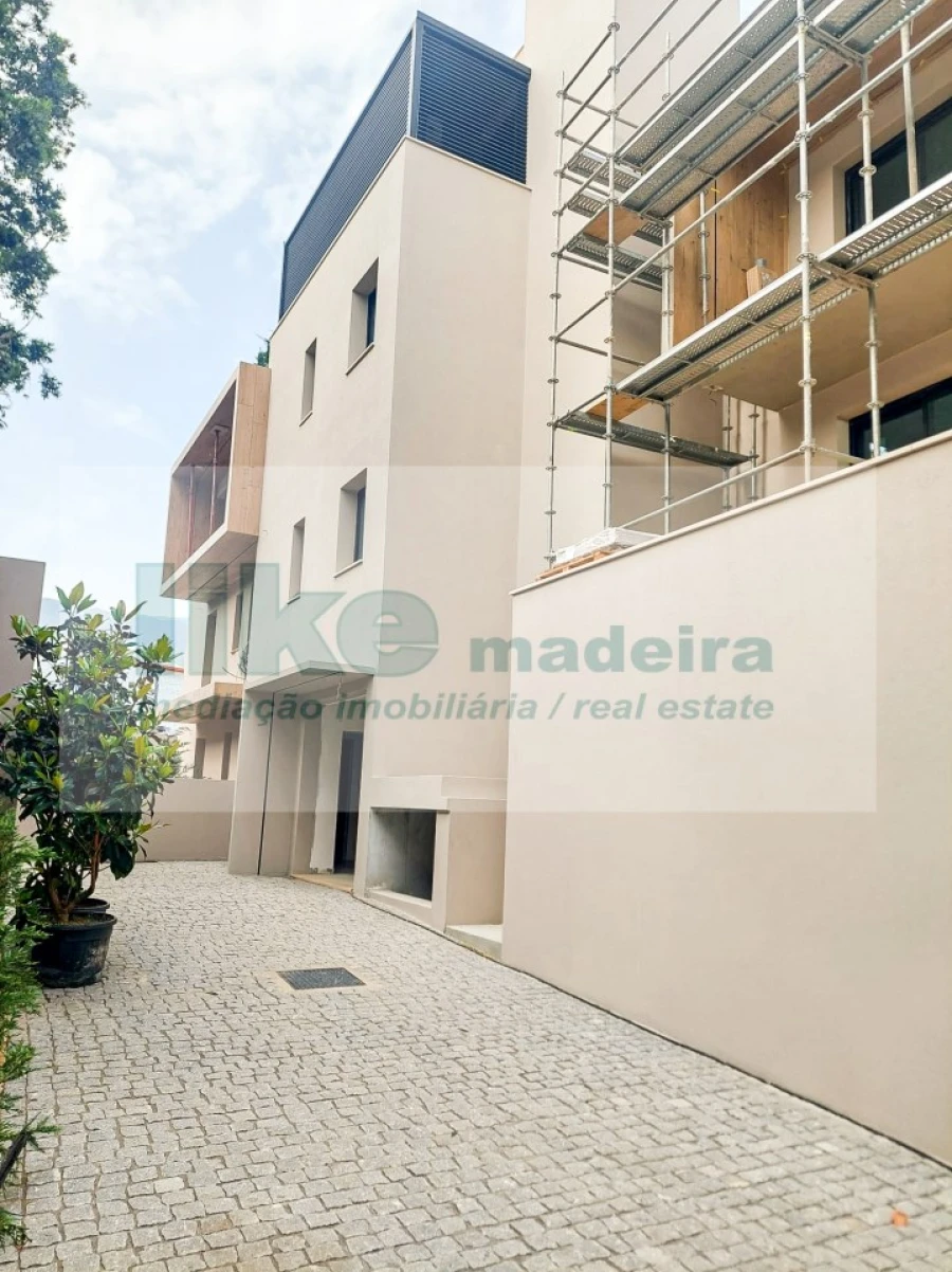Apartamento T3 para Venda em São Martinho Foto 13