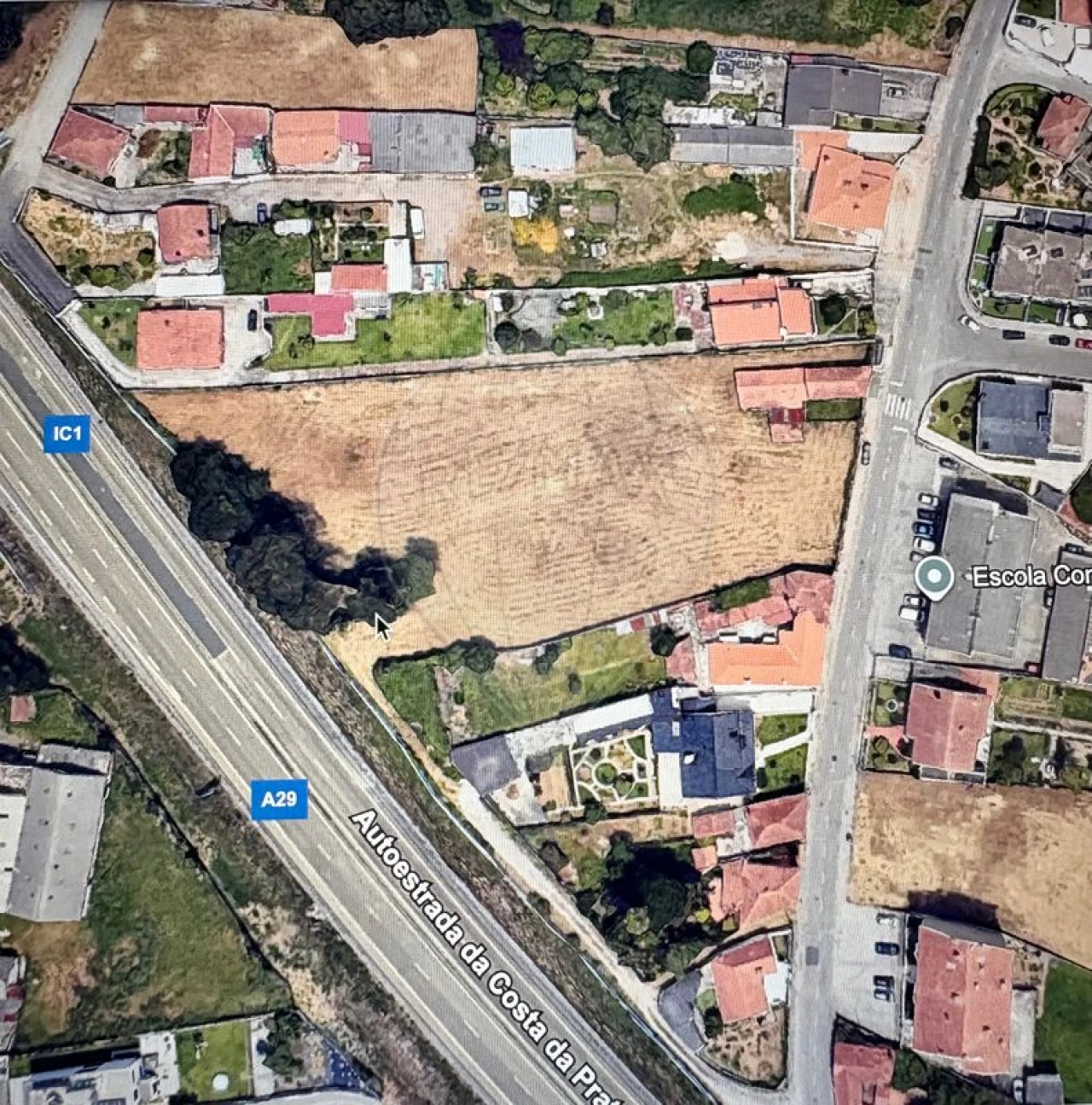 Moradia T4 para Venda em São Felix da Marinha Foto 12