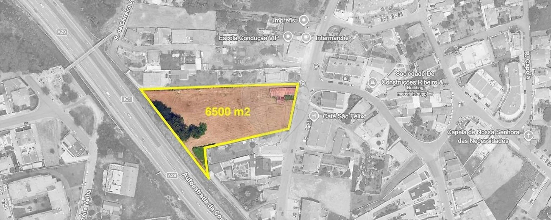 Moradia T4 para Venda em São Felix da Marinha Foto 1