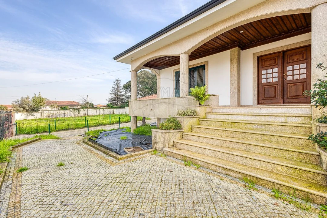 Moradia T3 para Venda em Bougado (São Martinho e Santiago) Foto 10