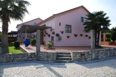 Moradia T3 para Venda em Gondemaria e Olival