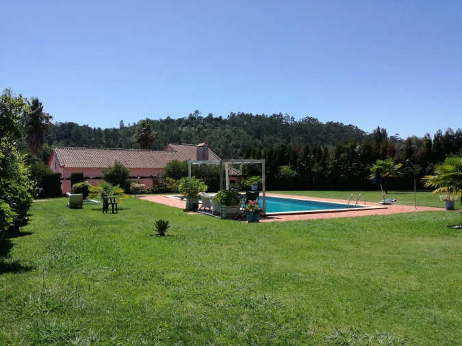 Moradia T3 para Venda em Gondemaria e Olival Foto 4