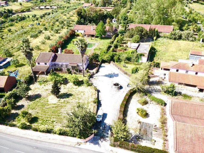 Moradia T3 para Venda em Gondemaria e Olival Foto 3