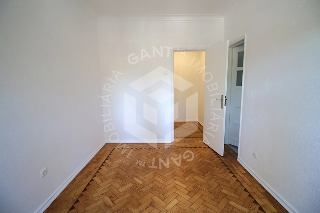 Apartamento T2 para Arrendamento em Oeiras e São Julião da Barra, Paço de Arcos e Caxias Foto 4