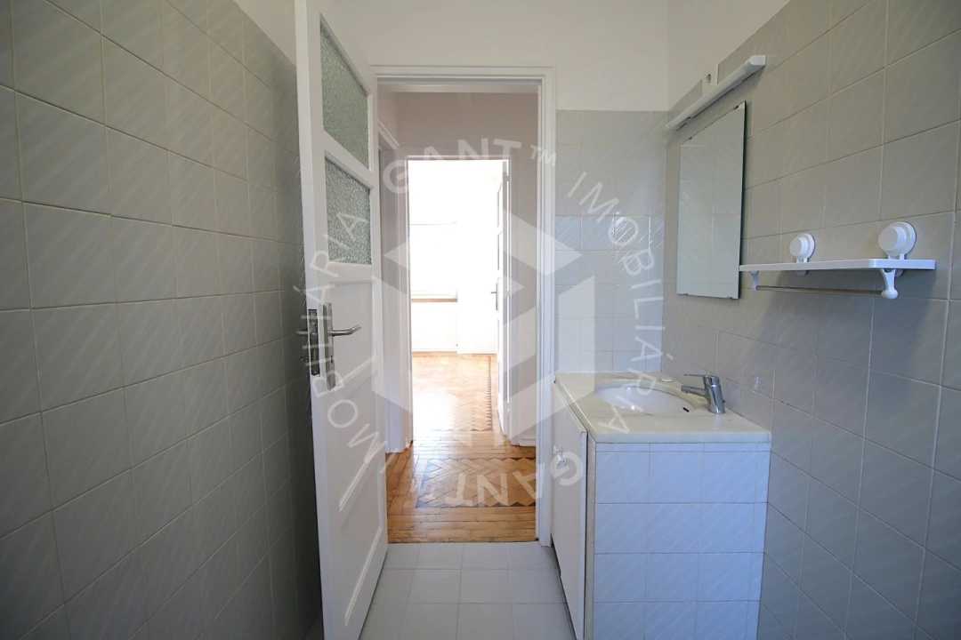 Apartamento T2 para Arrendamento em Oeiras e São Julião da Barra, Paço de Arcos e Caxias Foto 23