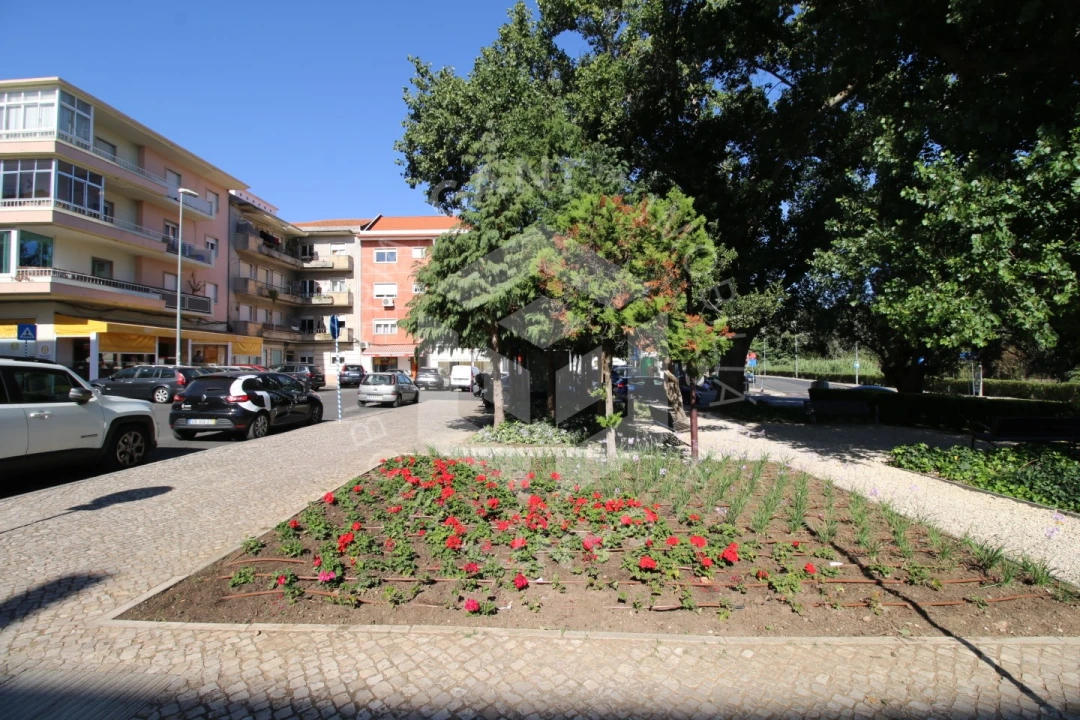 Apartamento T2 para Arrendamento em Oeiras e São Julião da Barra, Paço de Arcos e Caxias Foto 31