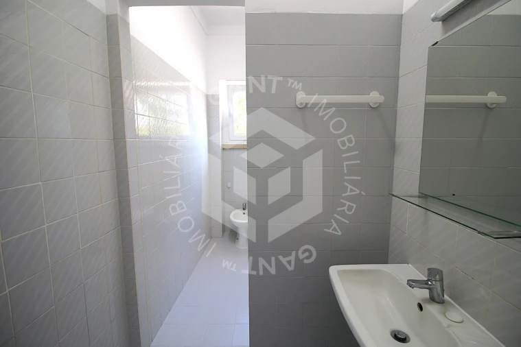 Apartamento T2 para Arrendamento em Oeiras e São Julião da Barra, Paço de Arcos e Caxias Foto 8