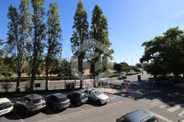 Apartamento T2 para Arrendamento em Oeiras e São Julião da Barra, Paço de Arcos e Caxias Foto 16