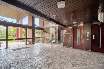 Apartamento T3 para Venda em Costa da Caparica