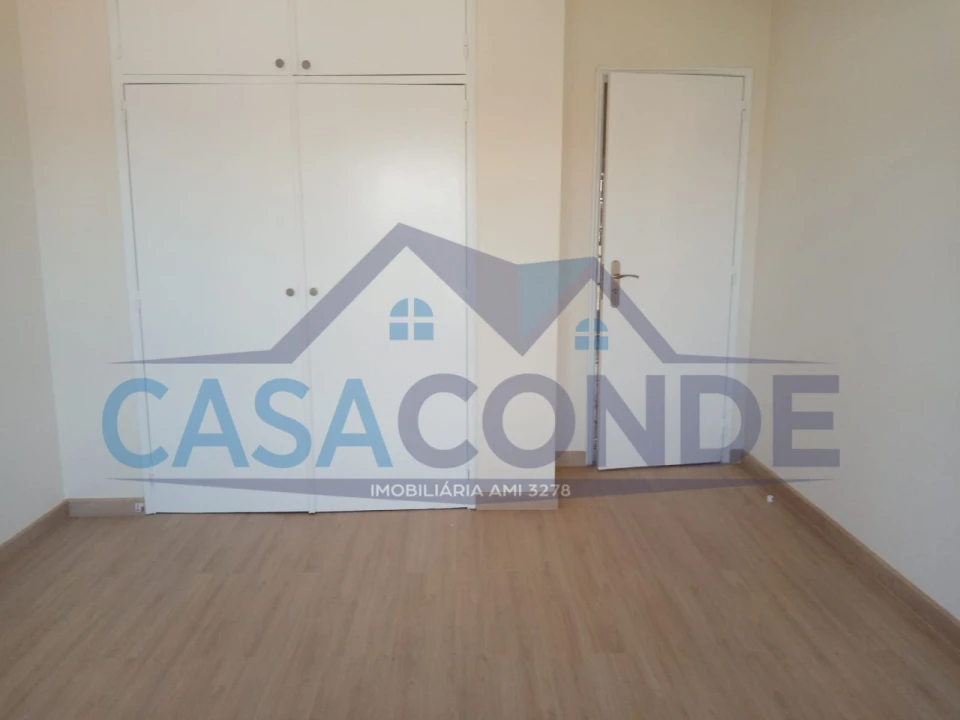 Apartamento T2 para Venda em Seixal, Arrentela e Aldeia de Paio Pires Foto 7