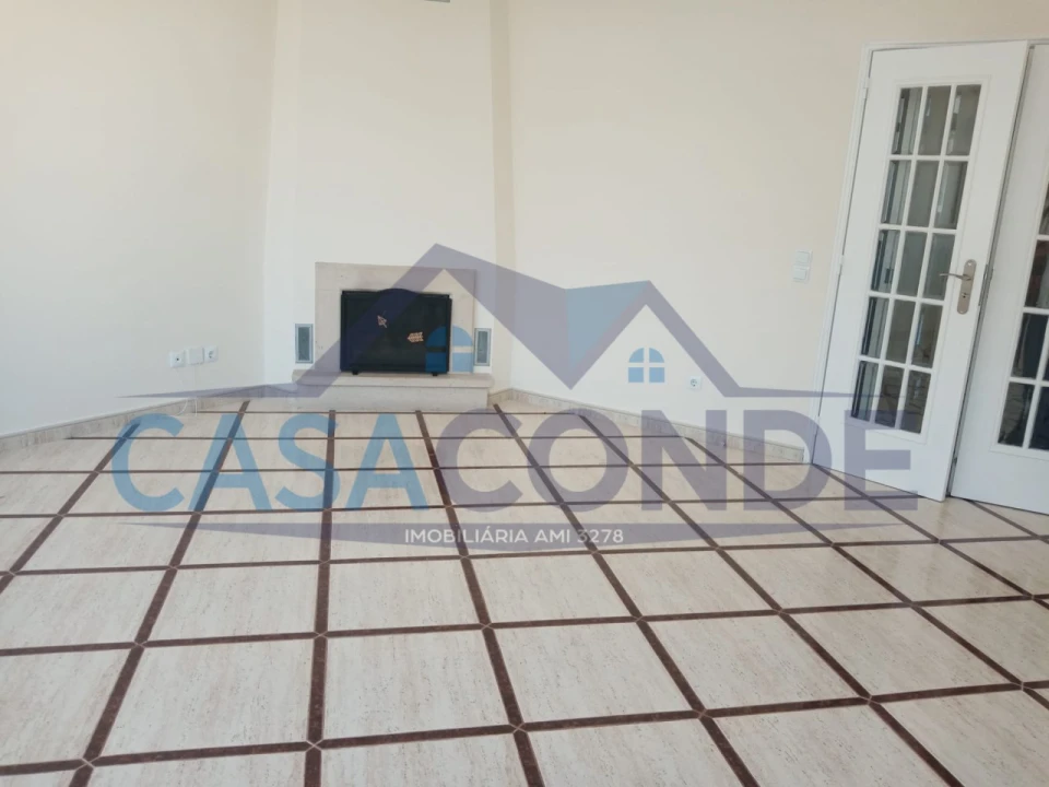 Apartamento T2 para Venda em Seixal, Arrentela e Aldeia de Paio Pires Foto 4