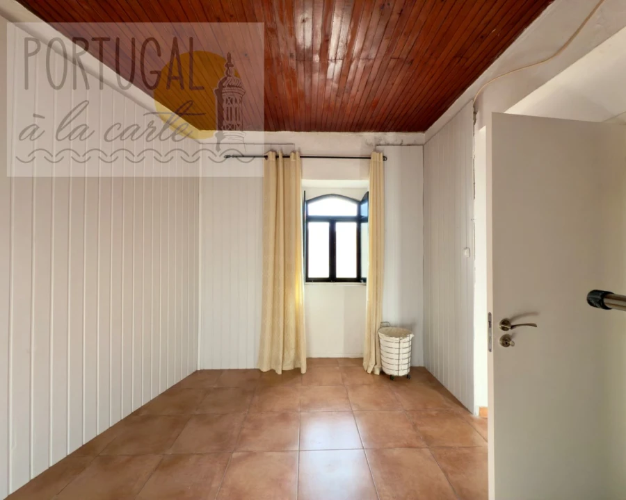 Moradia T3 para Venda em Santa Barbara de Nexe Foto 16