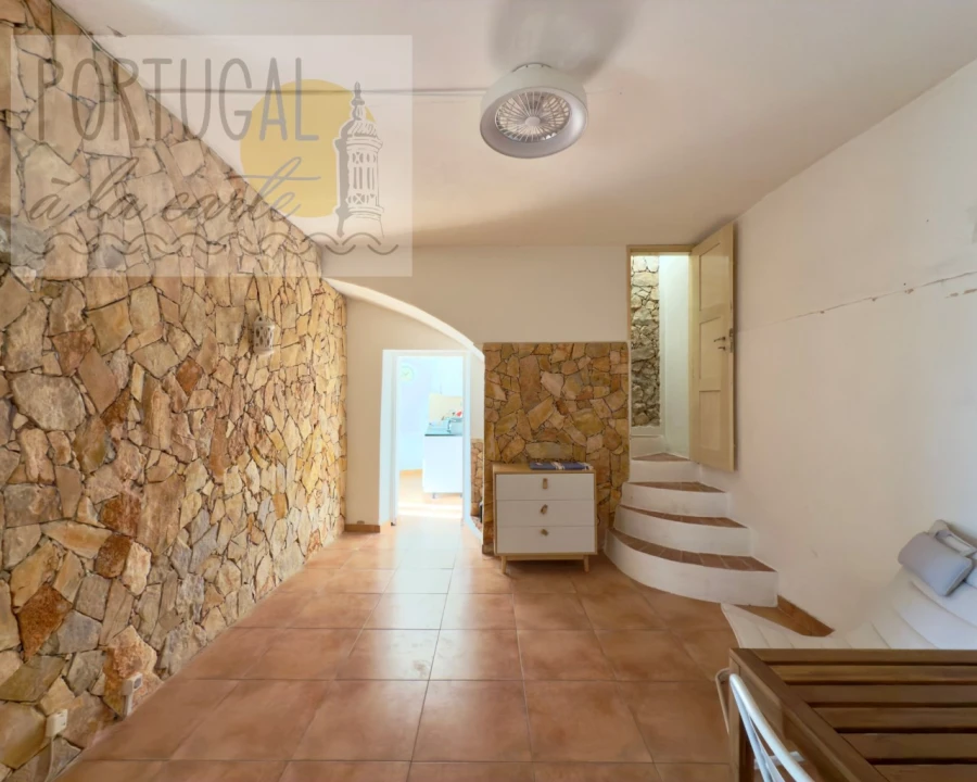 Moradia T3 para Venda em Santa Barbara de Nexe Foto 23