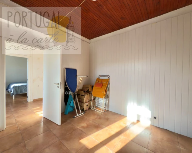 Moradia T3 para Venda em Santa Barbara de Nexe Foto 18