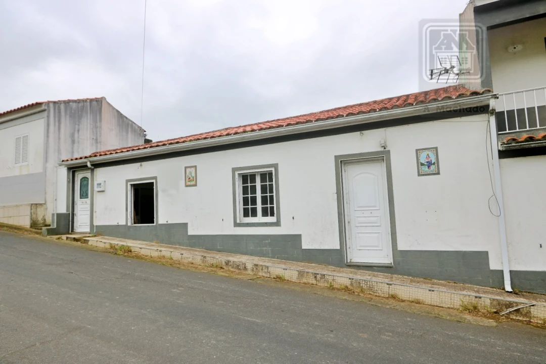 Moradia T2 para Venda em Maia Foto 3