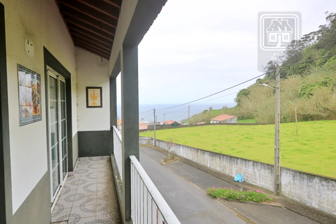 Moradia T2 para Venda em Maia Foto 5