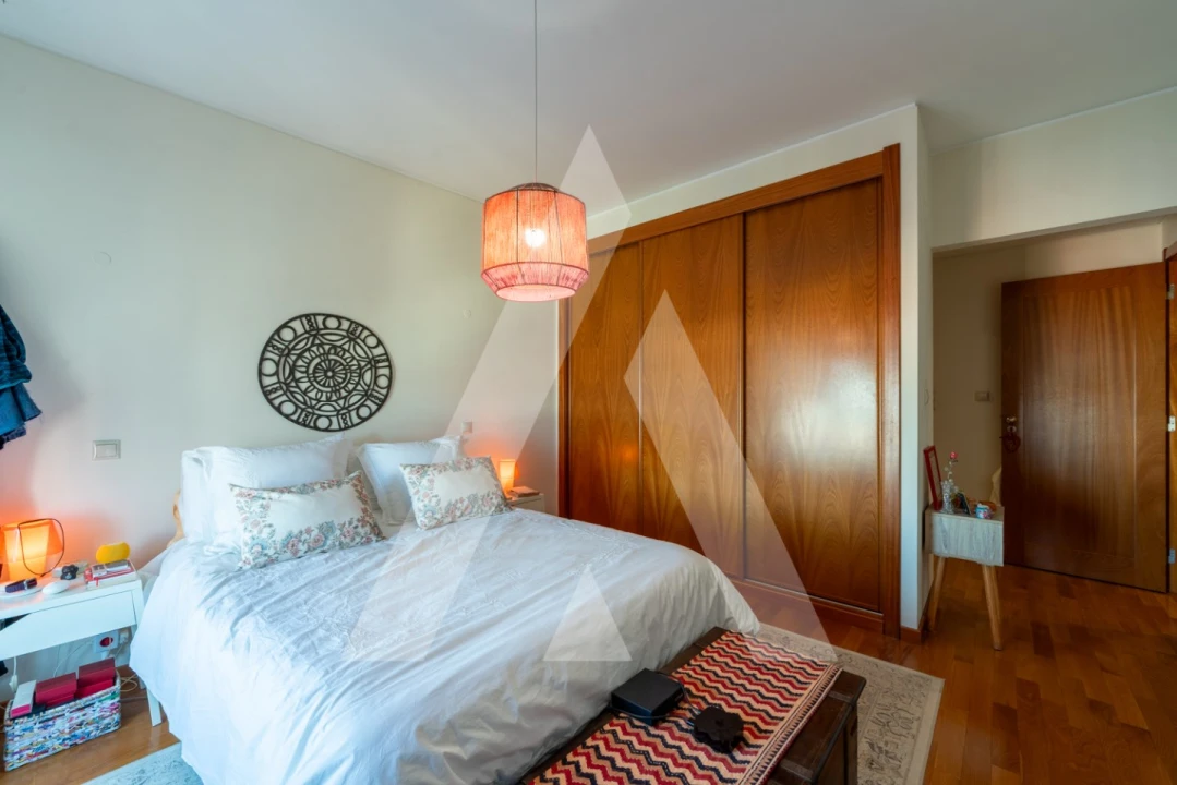 Apartamento T3 para Venda em Carnide Foto 11