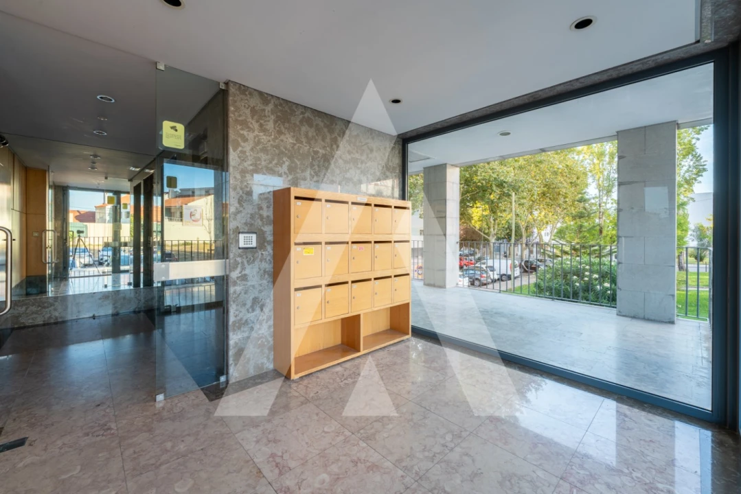 Apartamento T3 para Venda em Carnide Foto 28