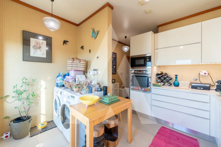 Apartamento T3 para Venda em Carnide Foto 8