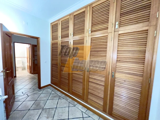 Moradia T5 para Venda em Sesimbra (Castelo) Foto 25