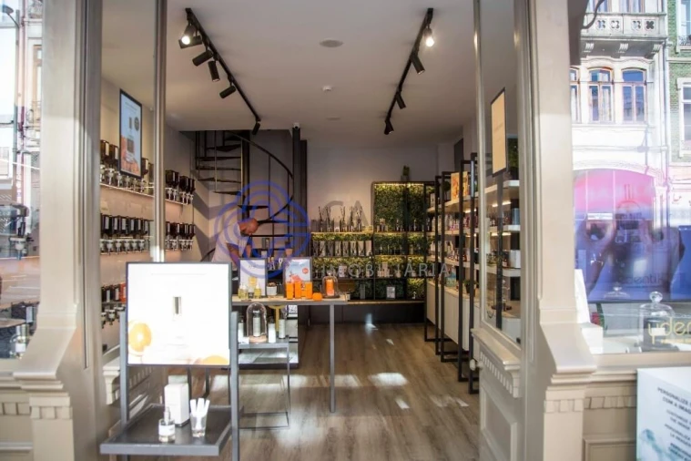 Negócio para Trespasse em Cedofeita, Santo Ildefonso, Sé, Miragaia, São Nicolau e Vitória Foto 3