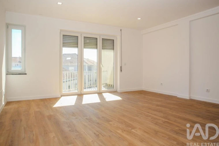 Apartamento T4 para Venda em A dos Cunhados e Maceira Foto 21