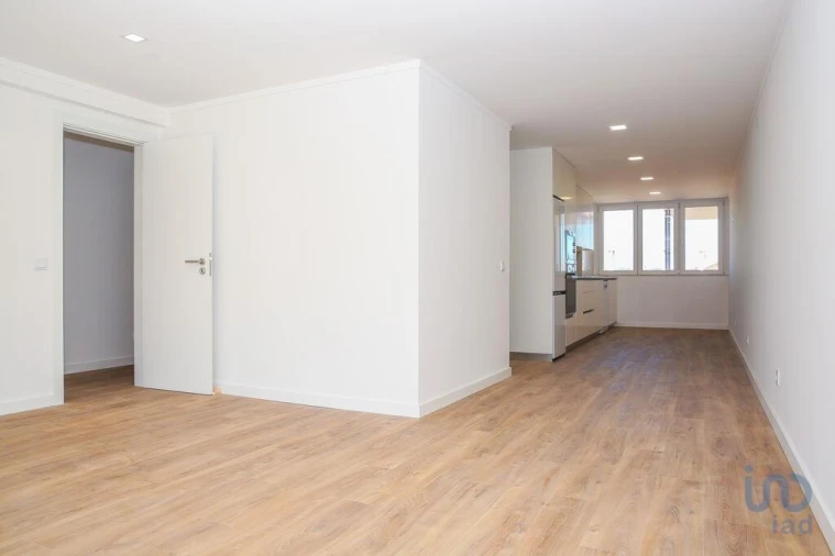 Apartamento T4 para Venda em A dos Cunhados e Maceira Foto 7