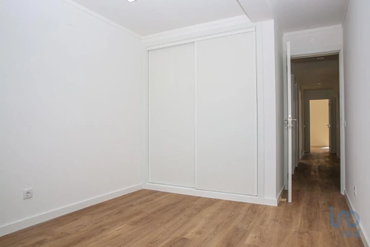 Apartamento T4 para Venda em A dos Cunhados e Maceira Foto 11