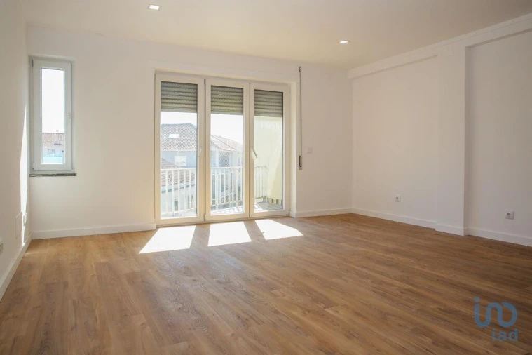 Apartamento T4 para Venda em A dos Cunhados e Maceira Foto 5