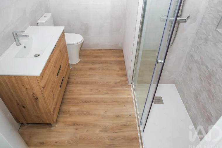 Apartamento T4 para Venda em A dos Cunhados e Maceira Foto 15