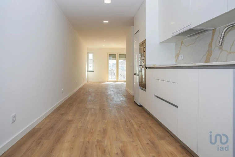 Apartamento T4 para Venda em A dos Cunhados e Maceira Foto 3