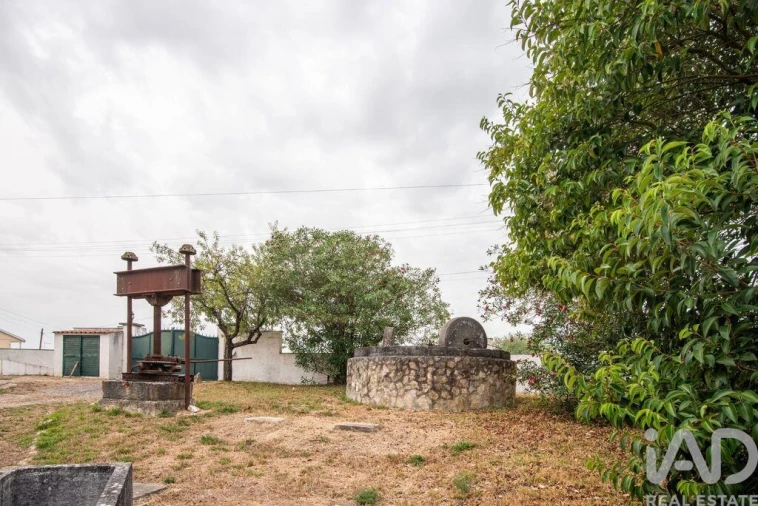 Moradia T6 para Venda em Azoia de Cima e Tremês Foto 27
