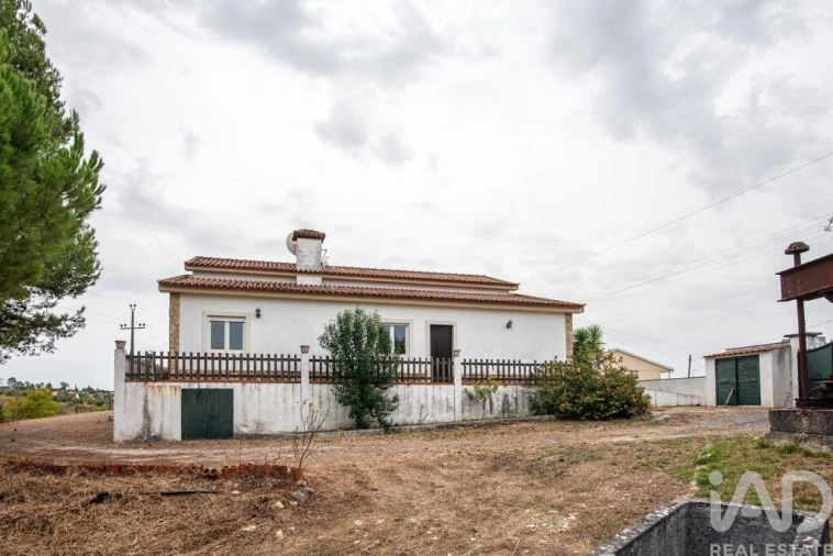 Moradia T6 para Venda em Azoia de Cima e Tremês Foto 26