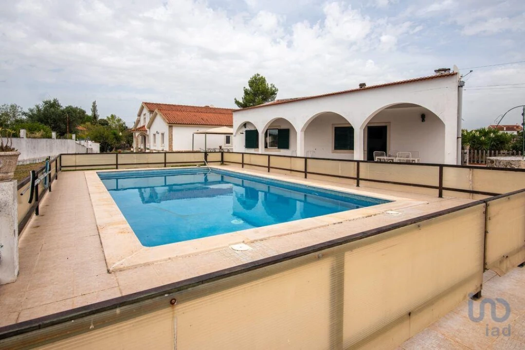 Moradia T6 para Venda em Azoia de Cima e Tremês Foto 4