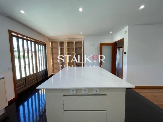 Moradia T3 para Venda em São Felix da Marinha Foto 42
