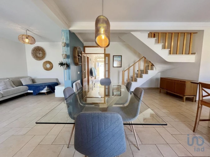 Moradia T4 para Arrendamento em Luz Foto 13