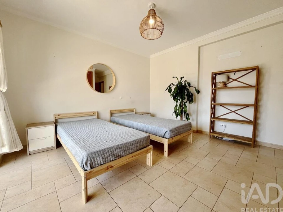 Moradia T4 para Arrendamento em Luz Foto 20