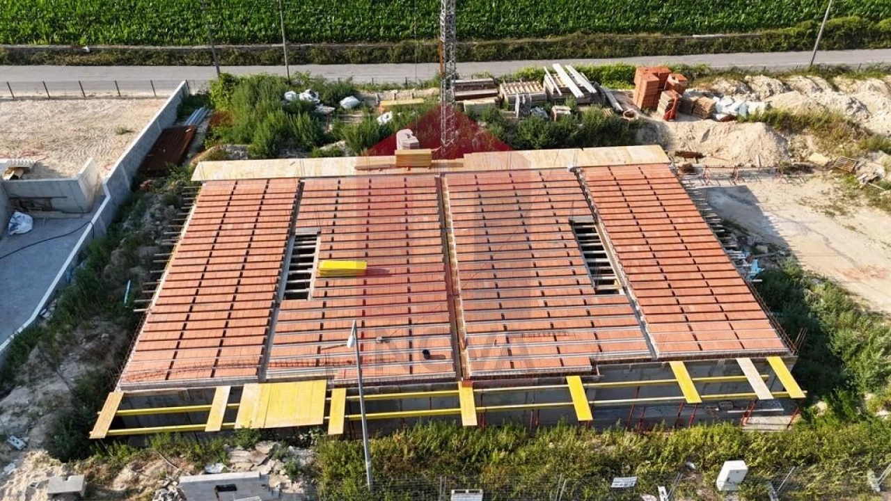 Moradia T3 para Venda em Coucieiro Foto 28