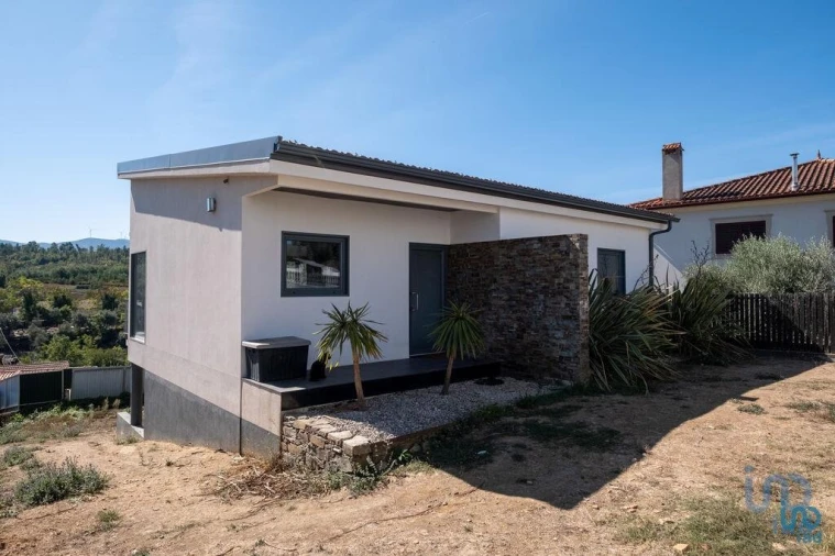 Moradia T2 para Venda em Côja e Barril de Alva Foto 3