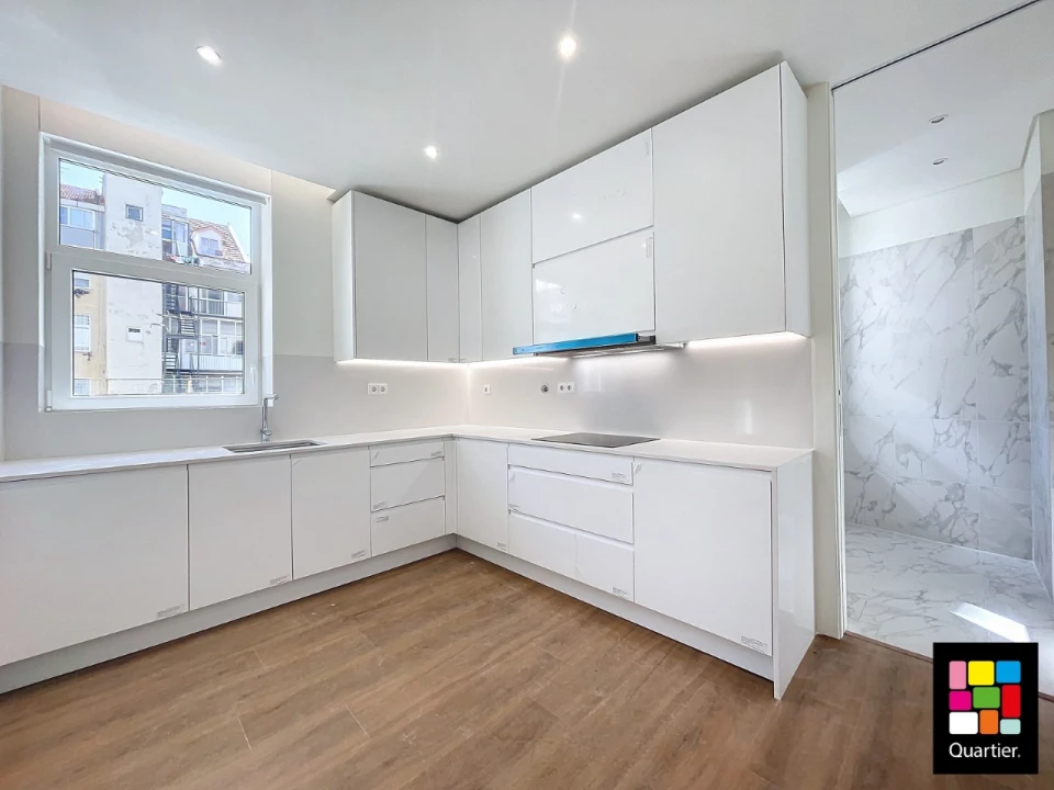 Apartamento T2 para Venda em Arroios Foto 7