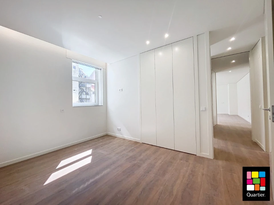 Apartamento T2 para Venda em Arroios Foto 12