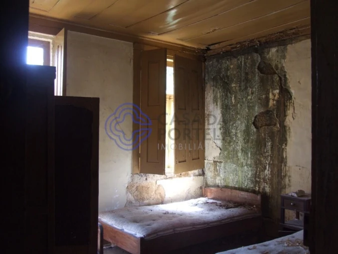 Moradia T5 para Venda em Santa Cruz do Douro e São Tomé de Covelas Foto 15