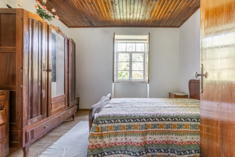 Quinta T4 para Venda em Torre e Portela Foto 12