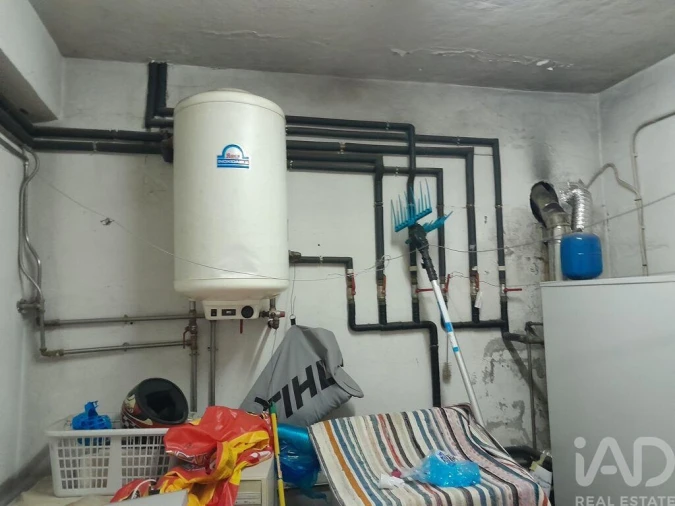 Moradia T5 para Venda em Cortes do Meio Foto 23