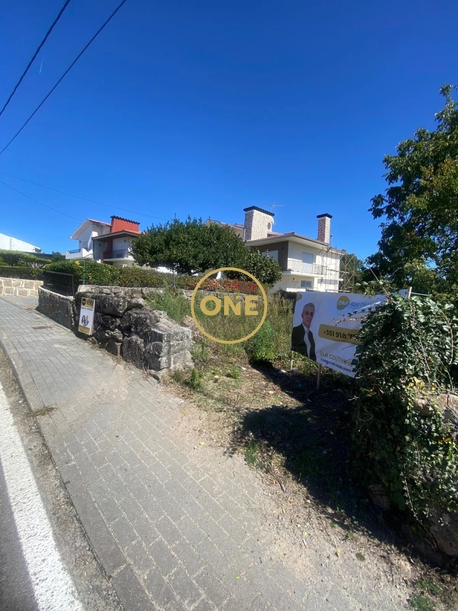 Terreno para Venda em Associação de Freguesias do Vale do Neiva Foto 2